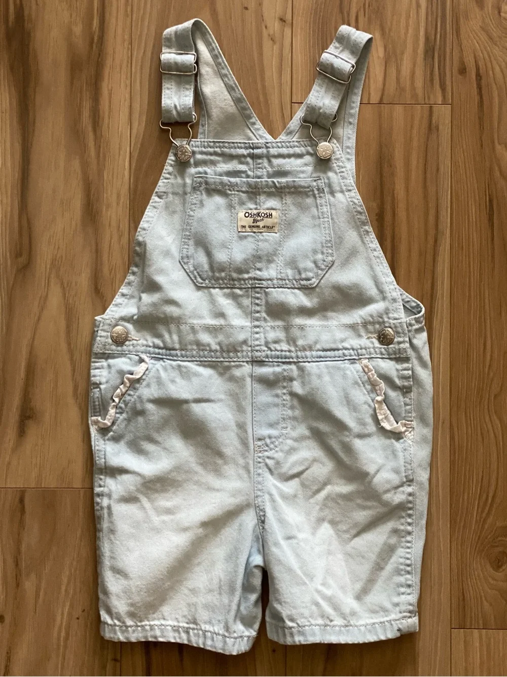 OshKosh B'gosh Light Blue Denim Shortalls with Ruffle Pockets Size 5 Toddler